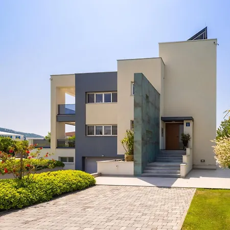 Villa Marijeta Exclusive 5 Star With 50sqm Private Pool, 6 Bedrooms And Playroom Split
