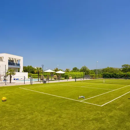 Villa Marijeta Exclusive 5 Star With 50sqm Private Pool, 6 Bedrooms And Playroom Split