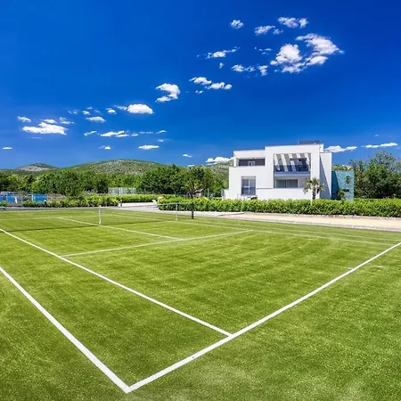 Villa Marijeta Exclusive 5 Star With 50sqm Private Pool, 6 Bedrooms And Playroom