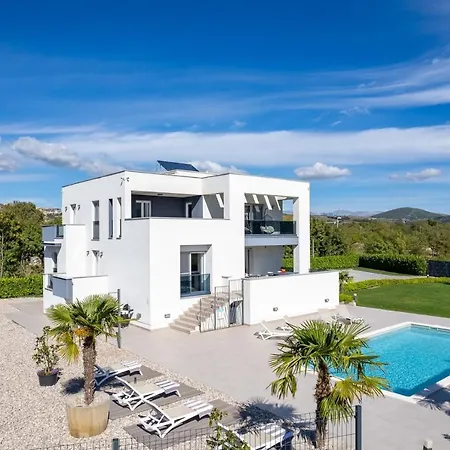 Marijeta Exclusive 5 Star With 50sqm Private Pool, 6 Bedrooms And Playroom Villa