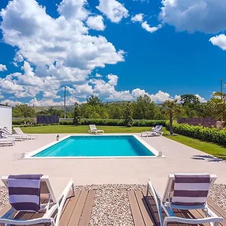 Marijeta Exclusive 5 Star With 50sqm Private Pool, 6 Bedrooms And Playroom