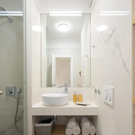 Marijeta Exclusive 5 Star With 50sqm Private Pool, 6 Bedrooms And Playroom ヴィラ