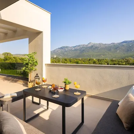 וילה Marijeta Exclusive 5 Star With 50sqm Private Pool, 6 Bedrooms And Playroom *
