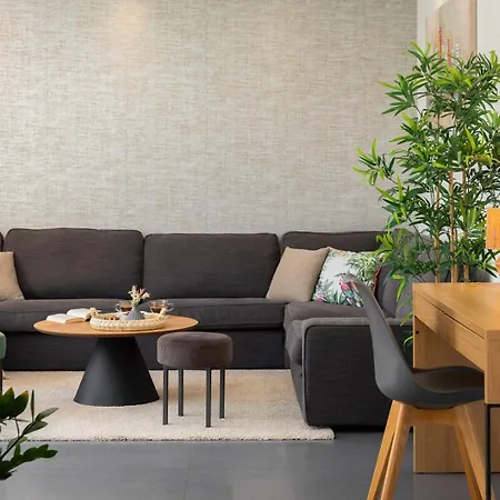 Marijeta Exclusive 5 Star With 50sqm Private Pool, 6 Bedrooms And Playroom Вілла Спліт