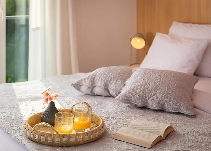 Marijeta Exclusive 5 Star With 50sqm Private Pool, 6 Bedrooms And Playroom וילה