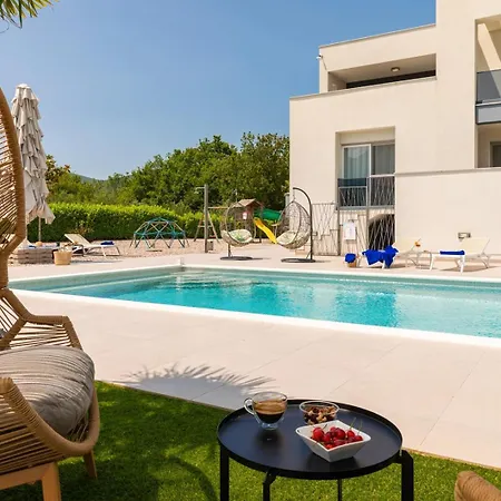 Marijeta Exclusive 5 Star With 50sqm Private Pool, 6 Bedrooms And Playroom Villa Split